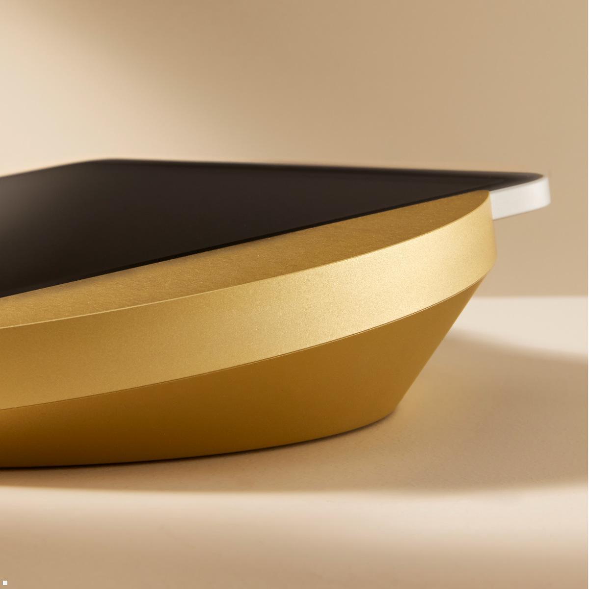 Displine Sunset Console Apple iPad 10.9 (10.Gen) Tisch Konsole USB-C, gold eloxiert Detail Displine Sunset Console Apple iPad 10.9 (10.Gen) Tisch Konsole USB-C, gold eloxiert Detail