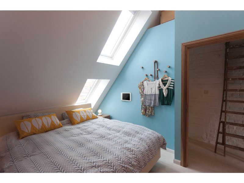 Basalte Eve diebstahlsicherer Wandhalter für iPad Mini 1/2/3, rund schwarz Schlafzimmer
