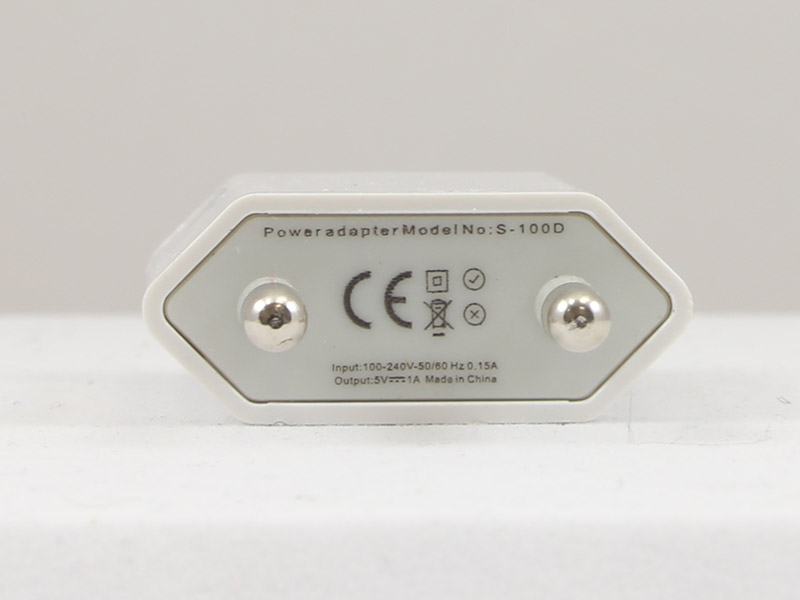 TabLines TPA002 USB Power Adapter für Apple iPhone und iPod, weiß TabLines TPA002 USB Power Adapter für Apple iPhone und iPod, weiß