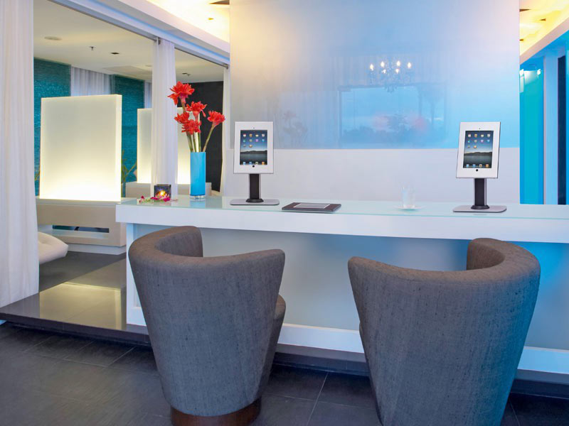 iPad Halter / Tischhalterung / Tischständer iPad Halter / Tischhalterung / Tischständer