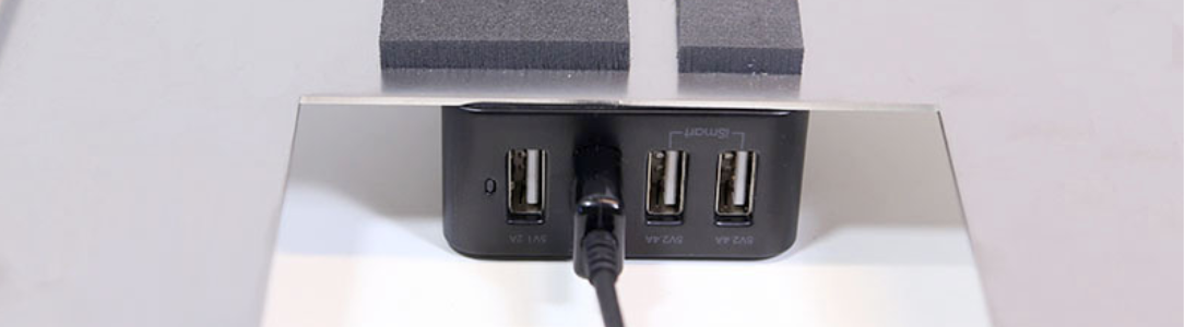 Ladestationen für ein oder mehrere Tablets, einfache Stromzufuhr Ladestationen für ein oder mehrere Tablets, einfache Stromzufuhr