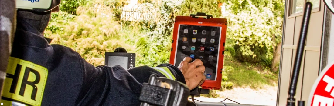 Passende Autohalterung für das Tablet / iPad finden