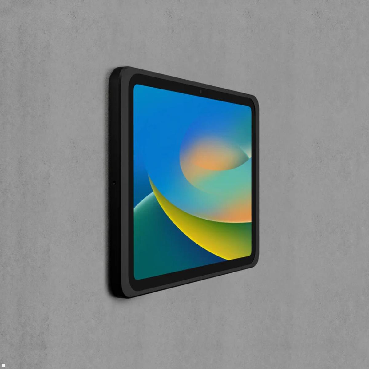 Displine Dame Wall 2.0 Wandhalter Apple iPad 10.9 (10. Gen.) mit USB-C, schwarz eloxiert schmales Design Displine Dame Wall 2.0 Wandhalter Apple iPad 10.9 (10. Gen.) mit USB-C, schwarz eloxiert schmales Design