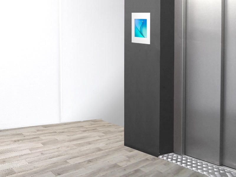 TabLines TWE011W Tablet Wandeinbau für Samsung Tab A 9.7, weiß Anwendungsbeispiel TabLines TWE011W Tablet Wandeinbau für Samsung Tab A 9.7, weiß Anwendungsbeispiel