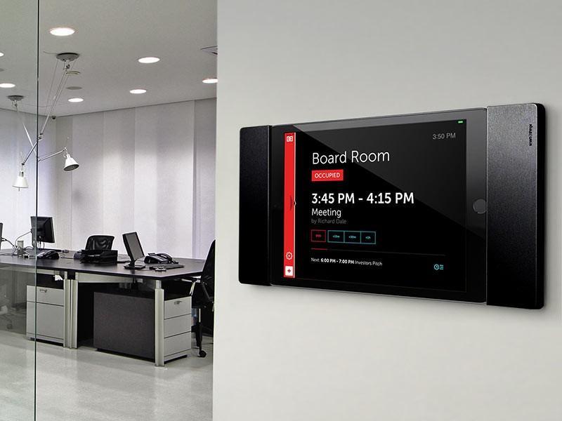 smart things sDock Fix A 12.9 (3./4. Gen.) iPad Wandhalterung, schwarz, Anwendungsbeispiel smart things sDock Fix A 12.9 (3./4. Gen.) iPad Wandhalterung, schwarz, Anwendungsbeispiel