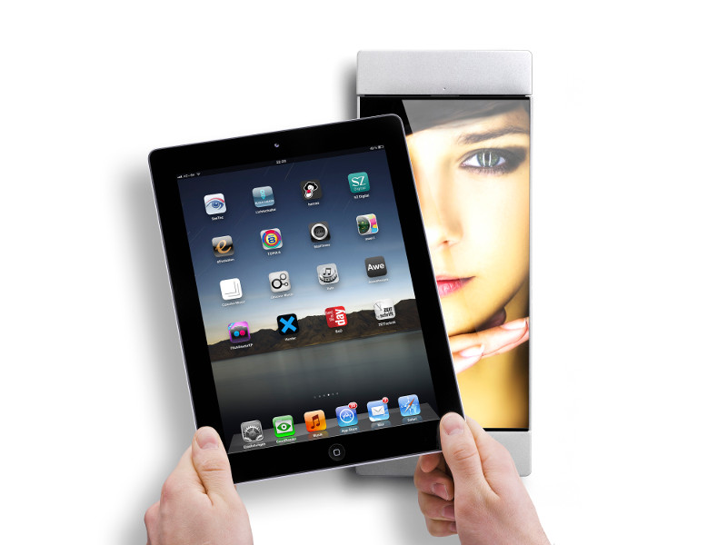 smart things sDock Air Tablethalterung iPad einsetzen