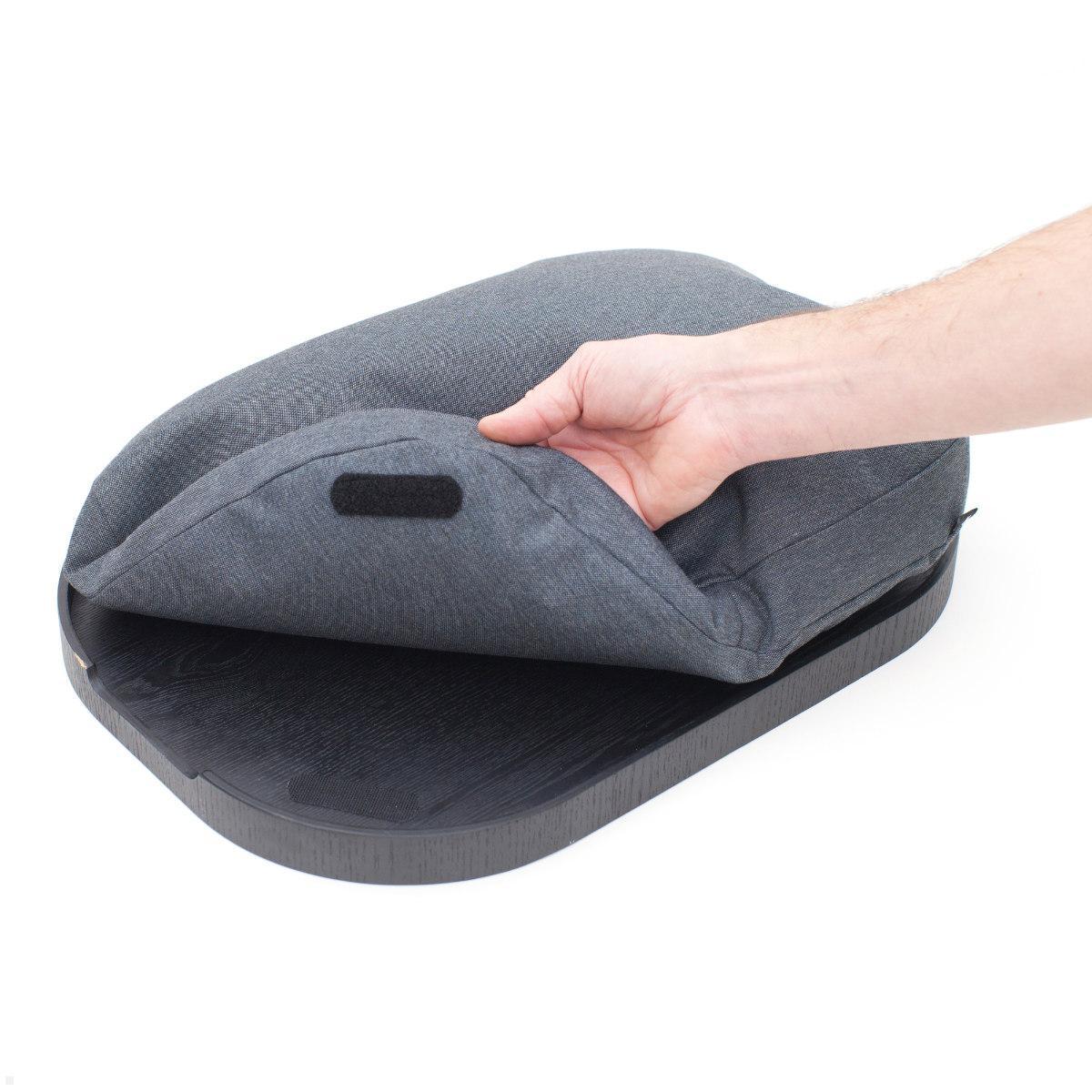 Bosign CurveLine Laptop Knietablett, rutschfeste Oberfläche, Weidenholz, abnehmbares Kissen Bosign CurveLine Laptop Knietablett, rutschfeste Oberfläche, Weidenholz, abnehmbares Kissen