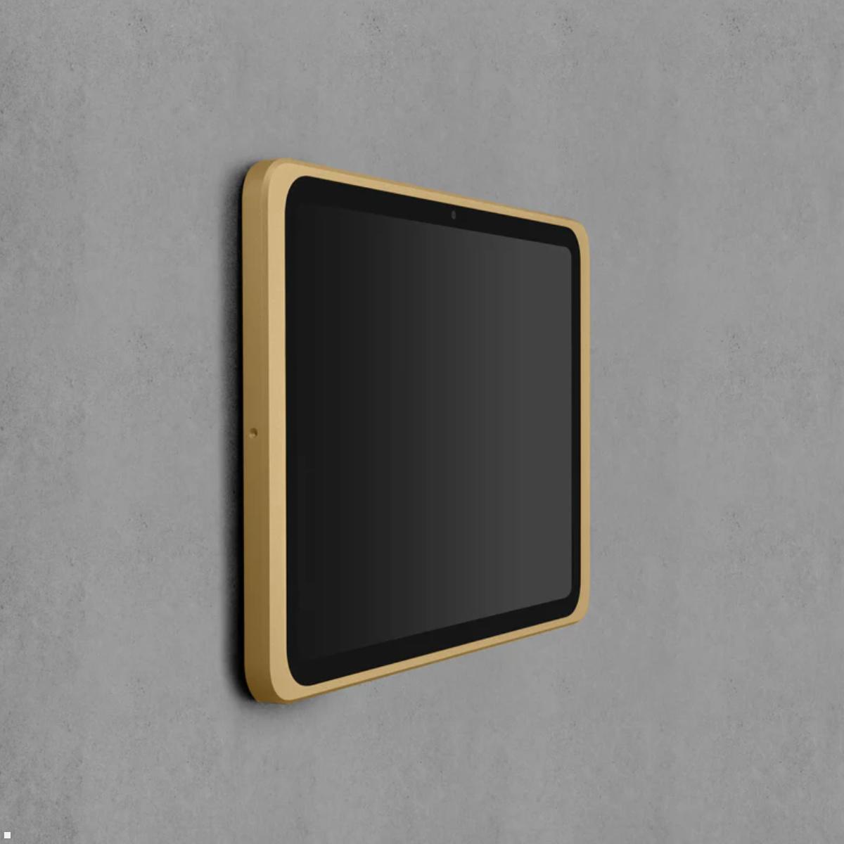 Displine Dame Wall 2.0 Wandhalter Apple iPad 10.9 (10. Gen.) mit USB-C, Gold eloxiert Ansicht Displine Dame Wall 2.0 Wandhalter Apple iPad 10.9 (10. Gen.) mit USB-C, Gold eloxiert Ansicht