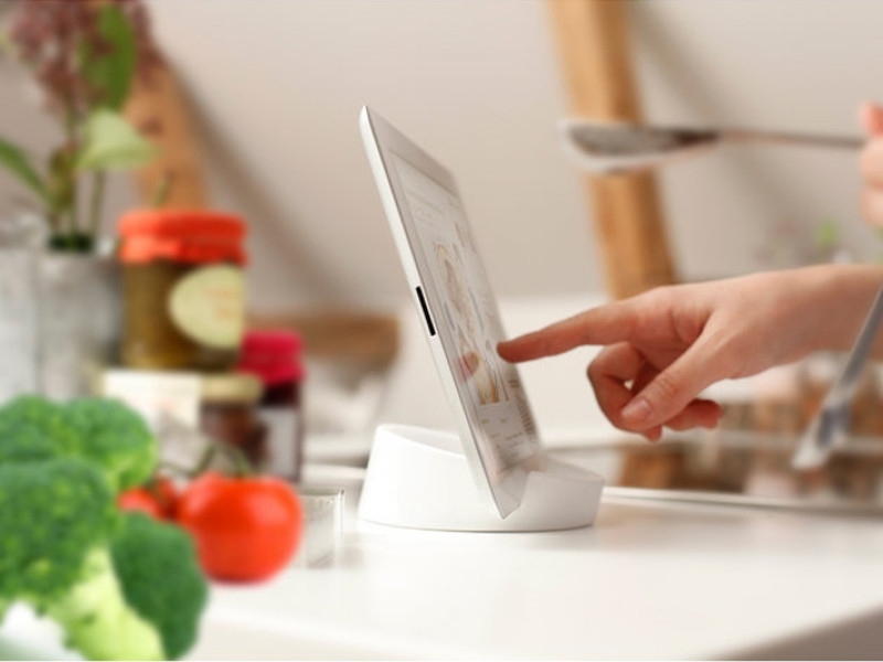 Bosign Tablet Ständer Silikon, weiß Online Rezepthalter Bosign Tablet Ständer Silikon, weiß Online Rezepthalter